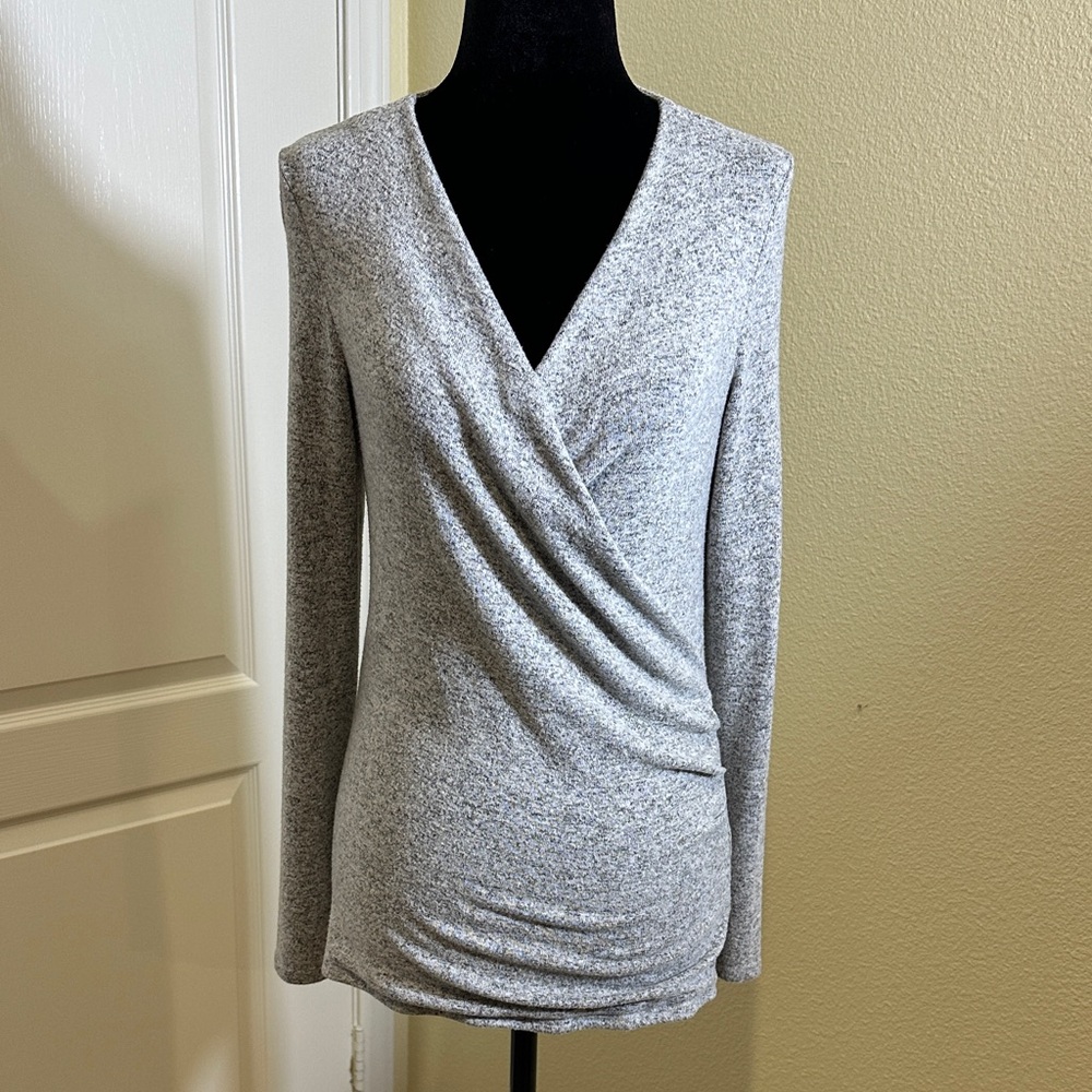 Heimious Heathered Gray Long Sleeve Wrap Top. Very soft and stretchy. Medium.